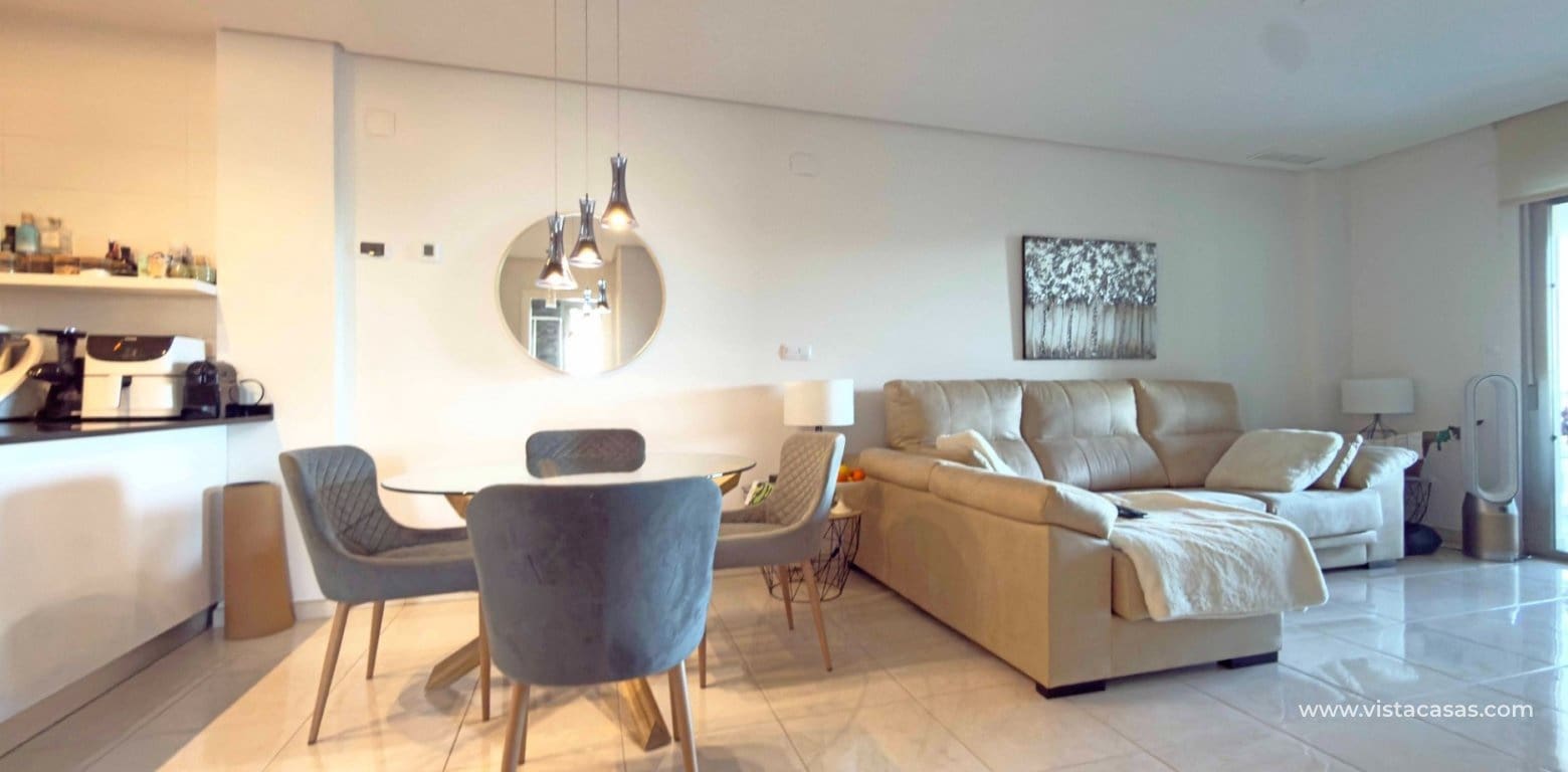 2 bedroom Apartment for sale in Villamartin - € 220,000 (Ref: 9727528)