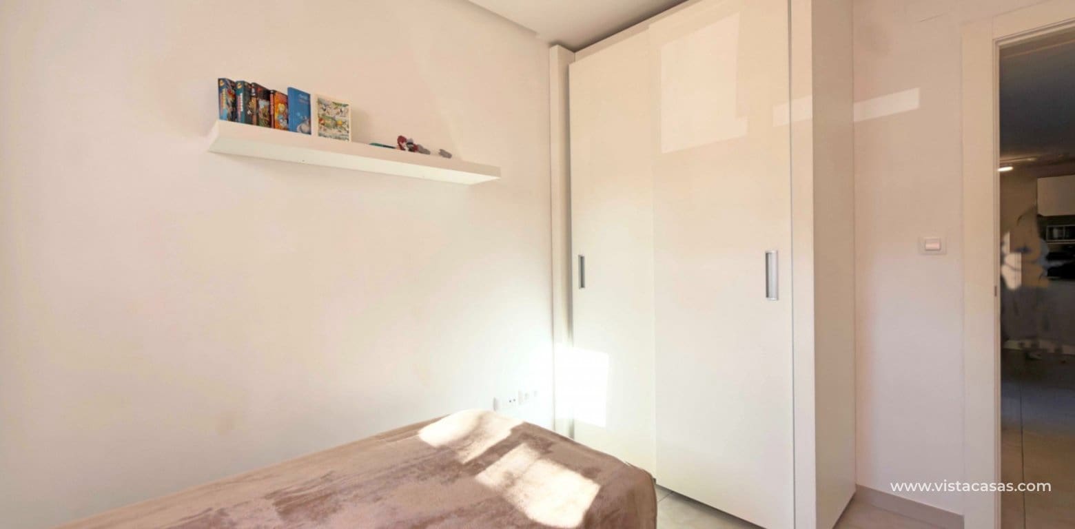 2 bedroom Apartment for sale in Villamartin - € 220,000 (Ref: 9727528)