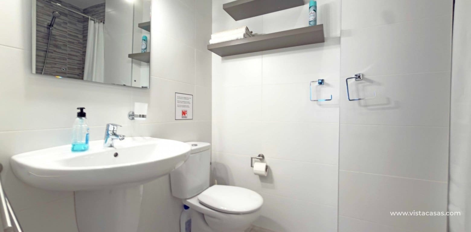 2 bedroom Apartment for sale in Villamartin - € 220,000 (Ref: 9727528)