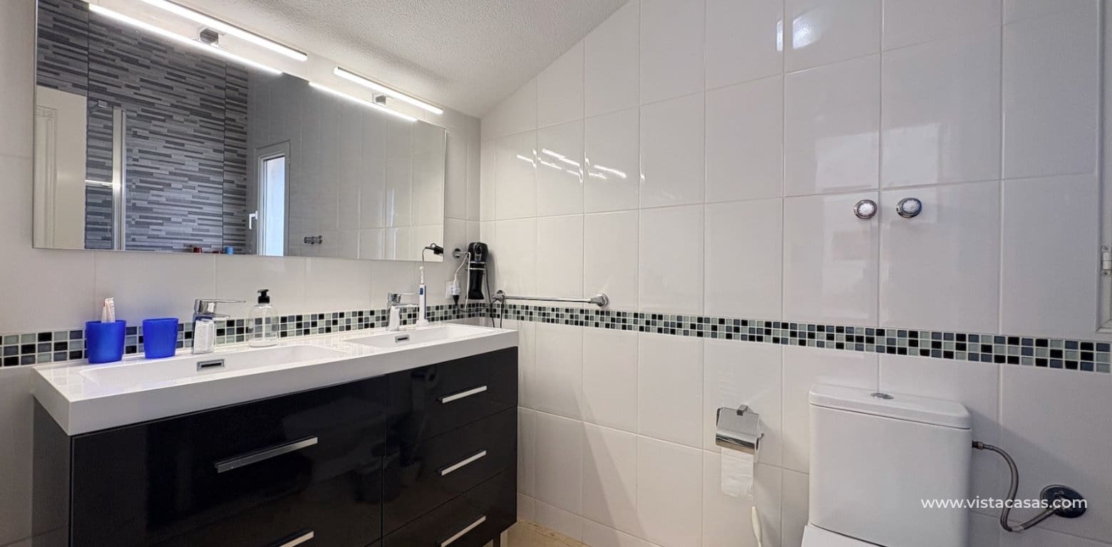 3 quarto Moradia para venda em Villamartin - 289 000 € (Ref: 9727530)