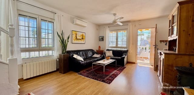 Chalet de 3 habitaciones en Villamartin, Orihuela en venta - 289.000 € (Ref: 9727530)