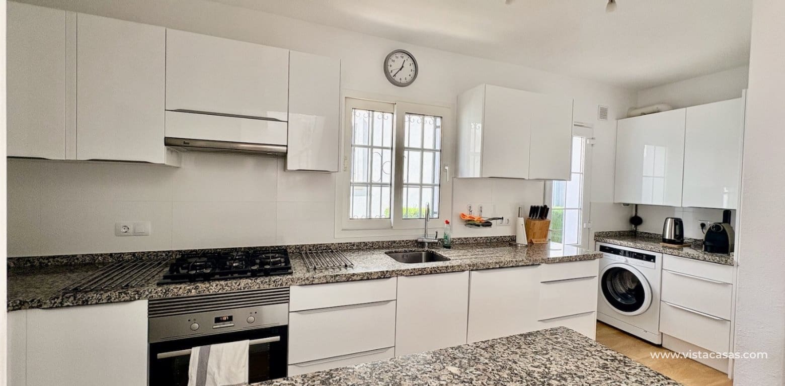 3 quarto Moradia para venda em Villamartin - 289 000 € (Ref: 9727530)