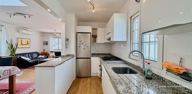 Chalet de 3 habitaciones en Villamartin, Orihuela en venta - 289.000 € (Ref: 9727530)