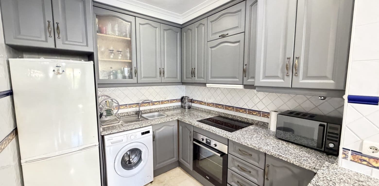 2 Zimmer Bungalow zu verkaufen in Villamartin - 199.995 € (Ref: 9727531)