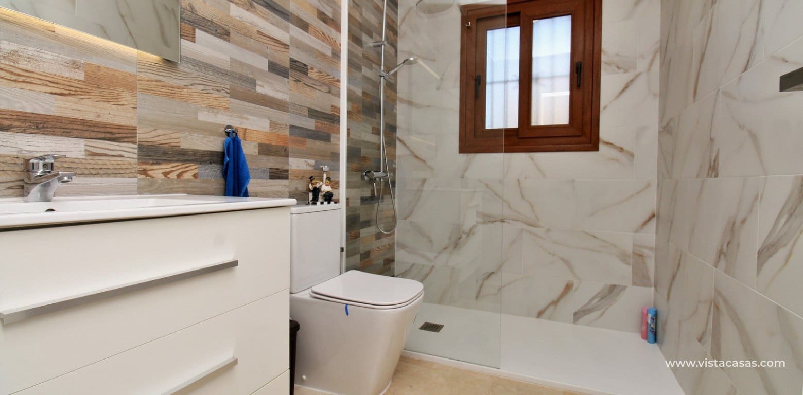 3 sypialnia Dom na sprzedaż w Villamartin z basenem - 274 900 € (Ref: 9727659)