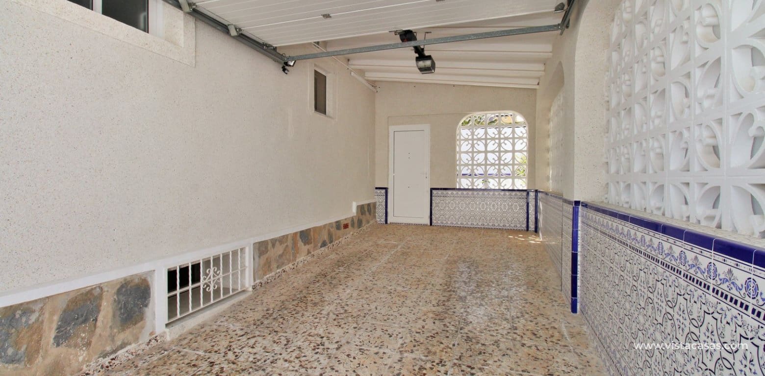 3 slaapkamer Villa te koop in Villamartin met zwembad - € 499.000 (Ref: 9729514)