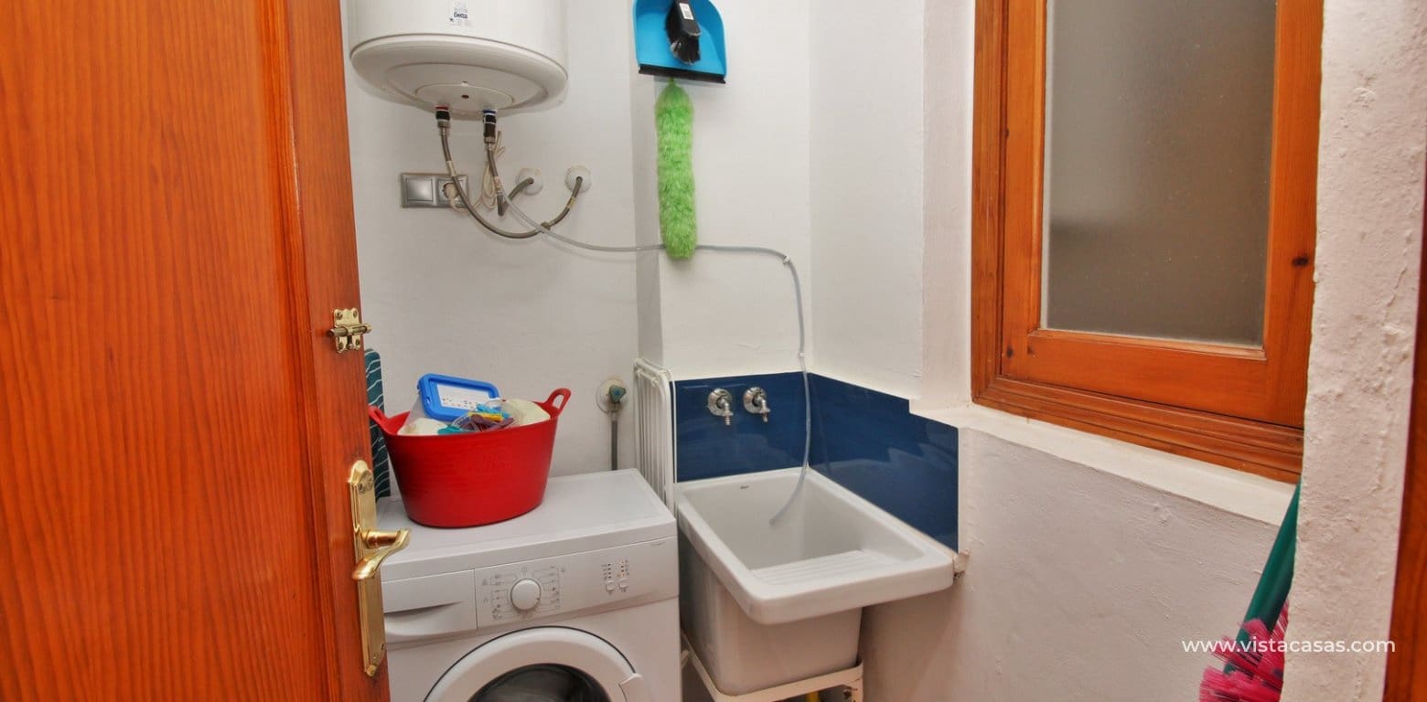 1 bedroom Apartment for sale in Villamartin with pool - € 129,500 (Ref: 9729562)