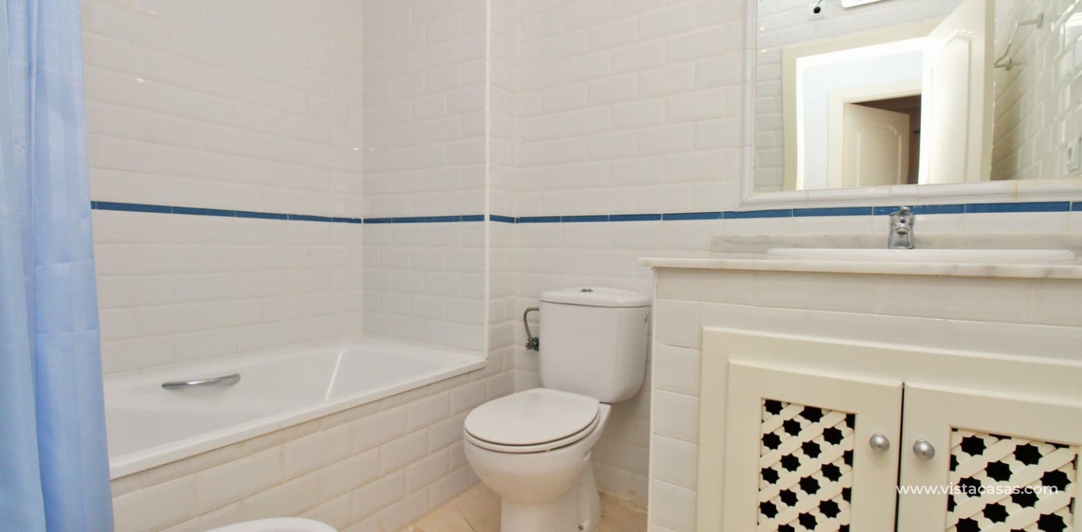 2 Zimmer Apartment zu verkaufen in Villamartin mit Pool - 184.950 € (Ref: 9733769)