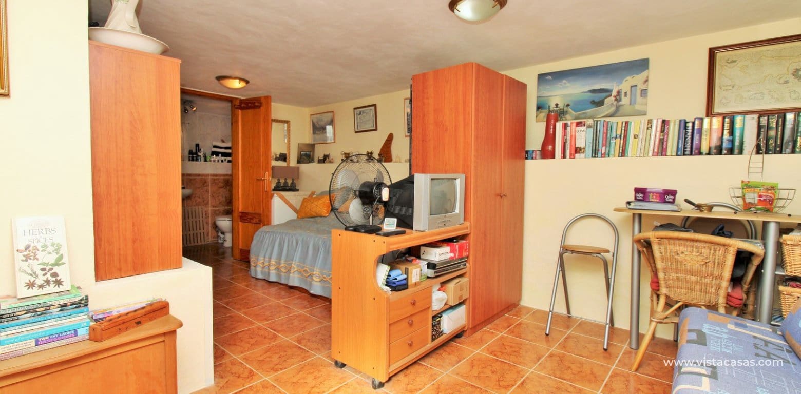 2 soverom Bungalow til salgs i Villamartin med svømmebasseng - € 169 000 (Ref: 9733912)