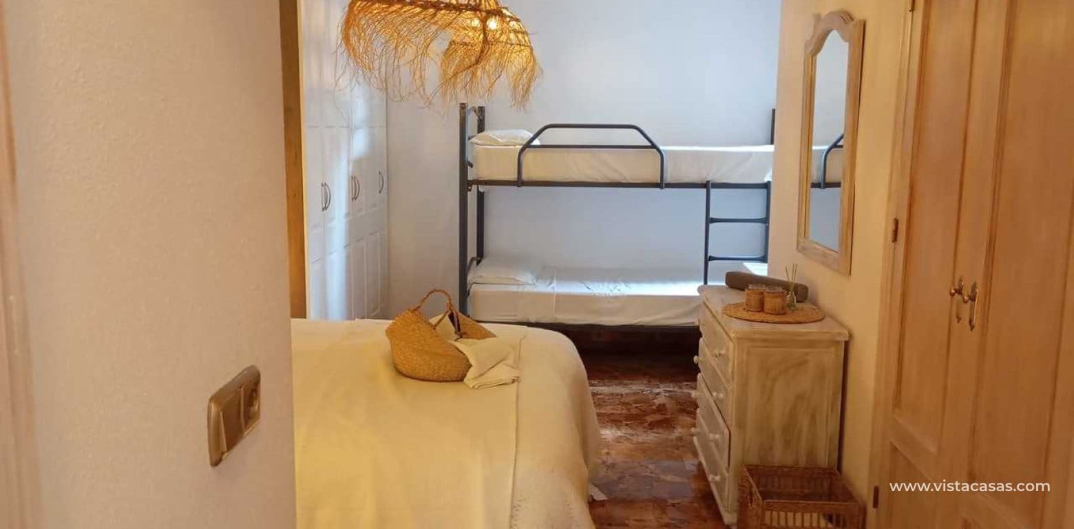 Apartamento de 2 habitaciones en Villamartin en venta - 149.995 € (Ref: 9735958)