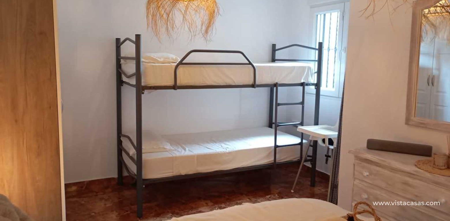 Apartamento de 2 habitaciones en Villamartin en venta - 149.995 € (Ref: 9735958)