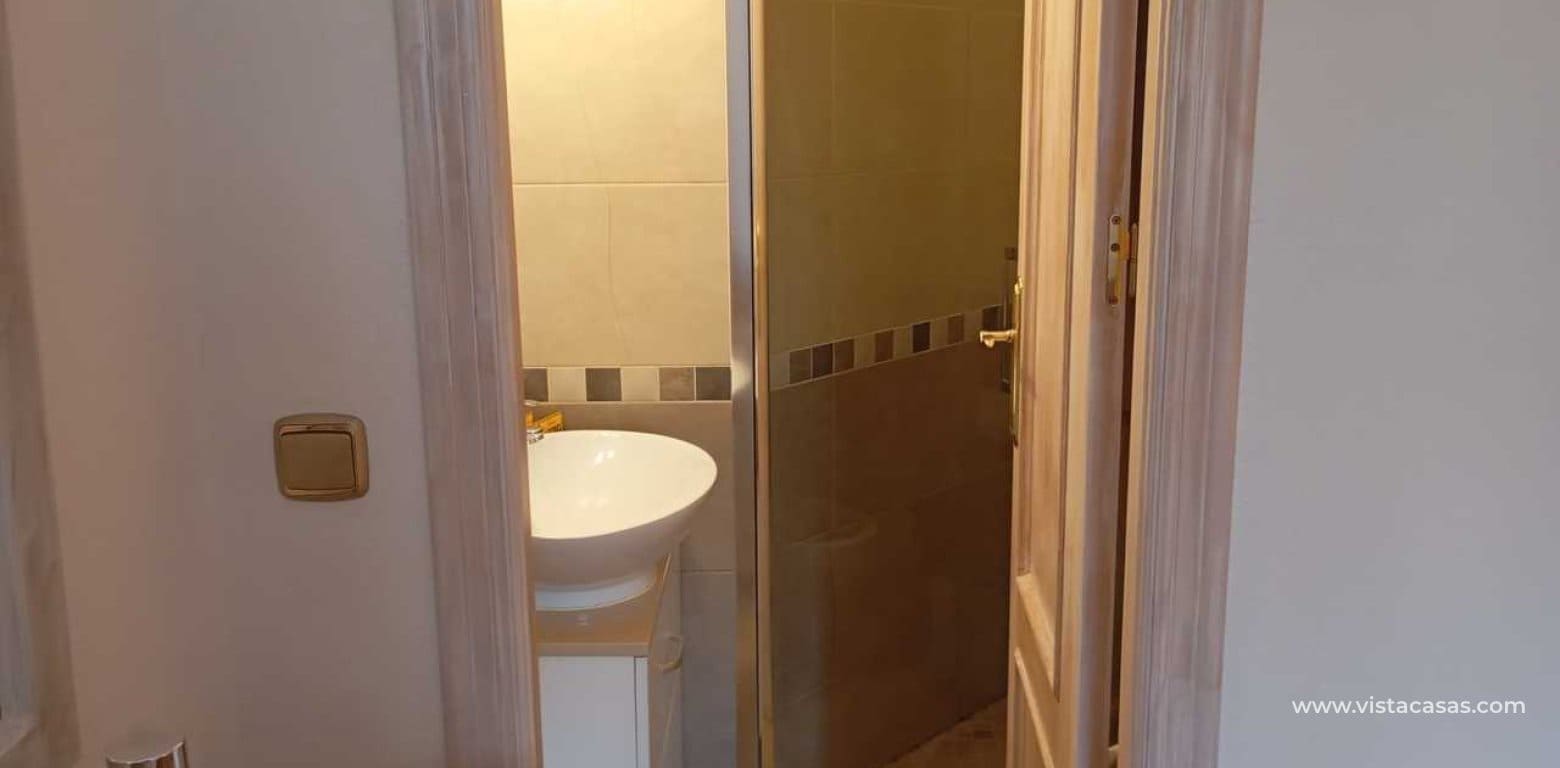 Apartamento de 2 habitaciones en Villamartin en venta - 149.995 € (Ref: 9735958)