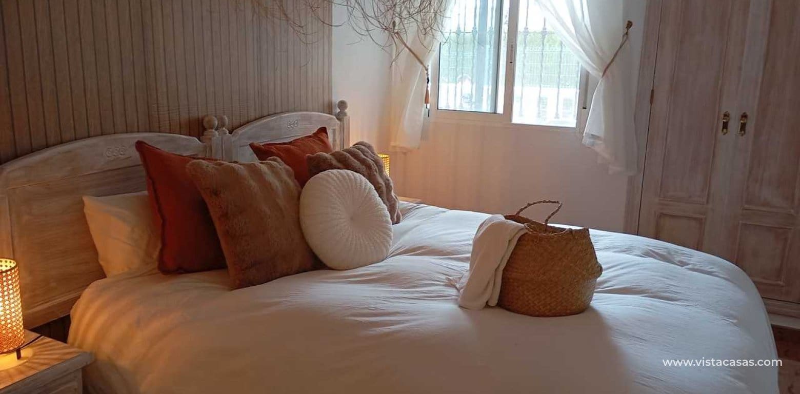 Apartamento de 2 habitaciones en Villamartin en venta - 149.995 € (Ref: 9735958)