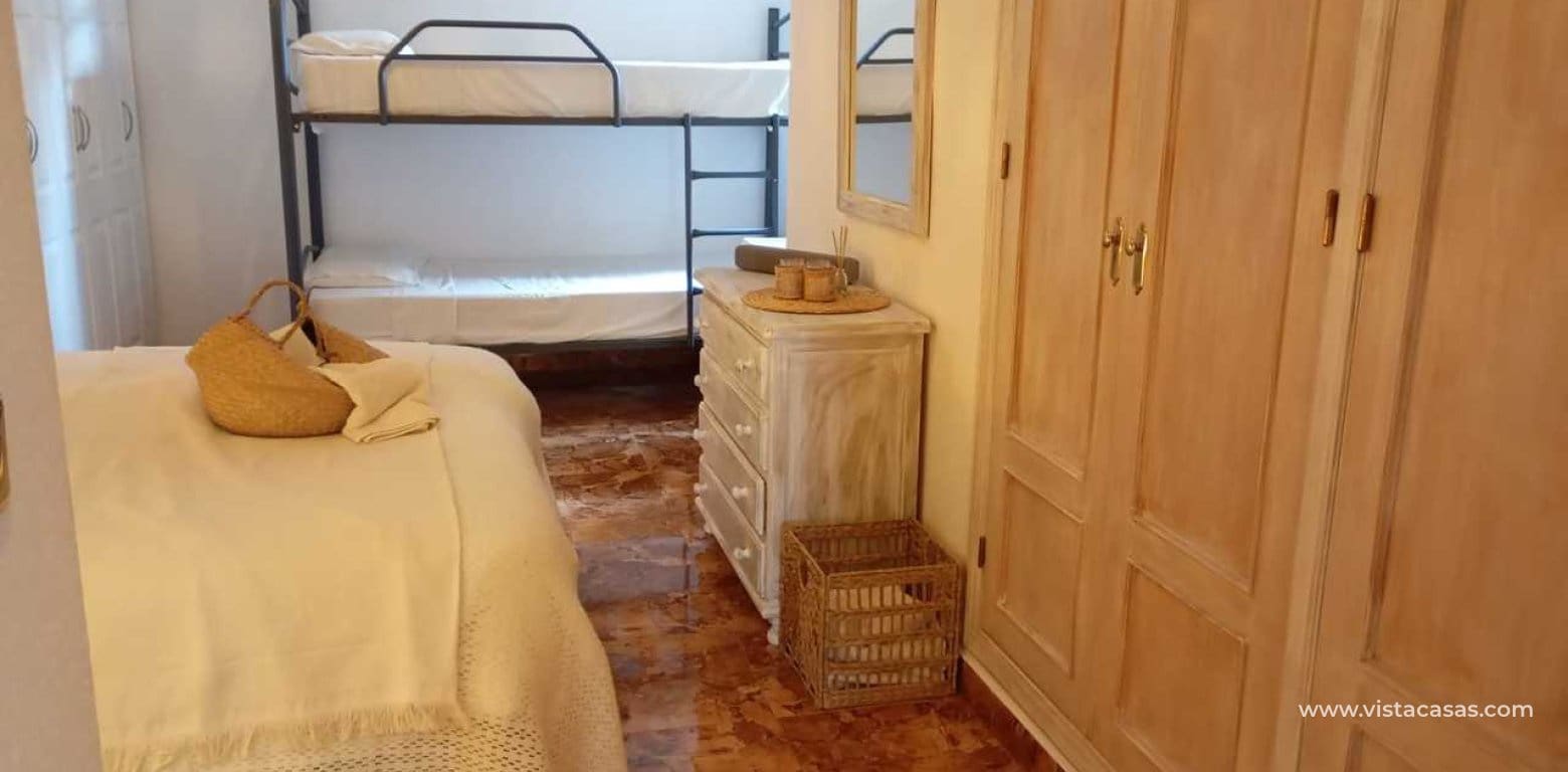 Apartamento de 2 habitaciones en Villamartin en venta - 149.995 € (Ref: 9735958)