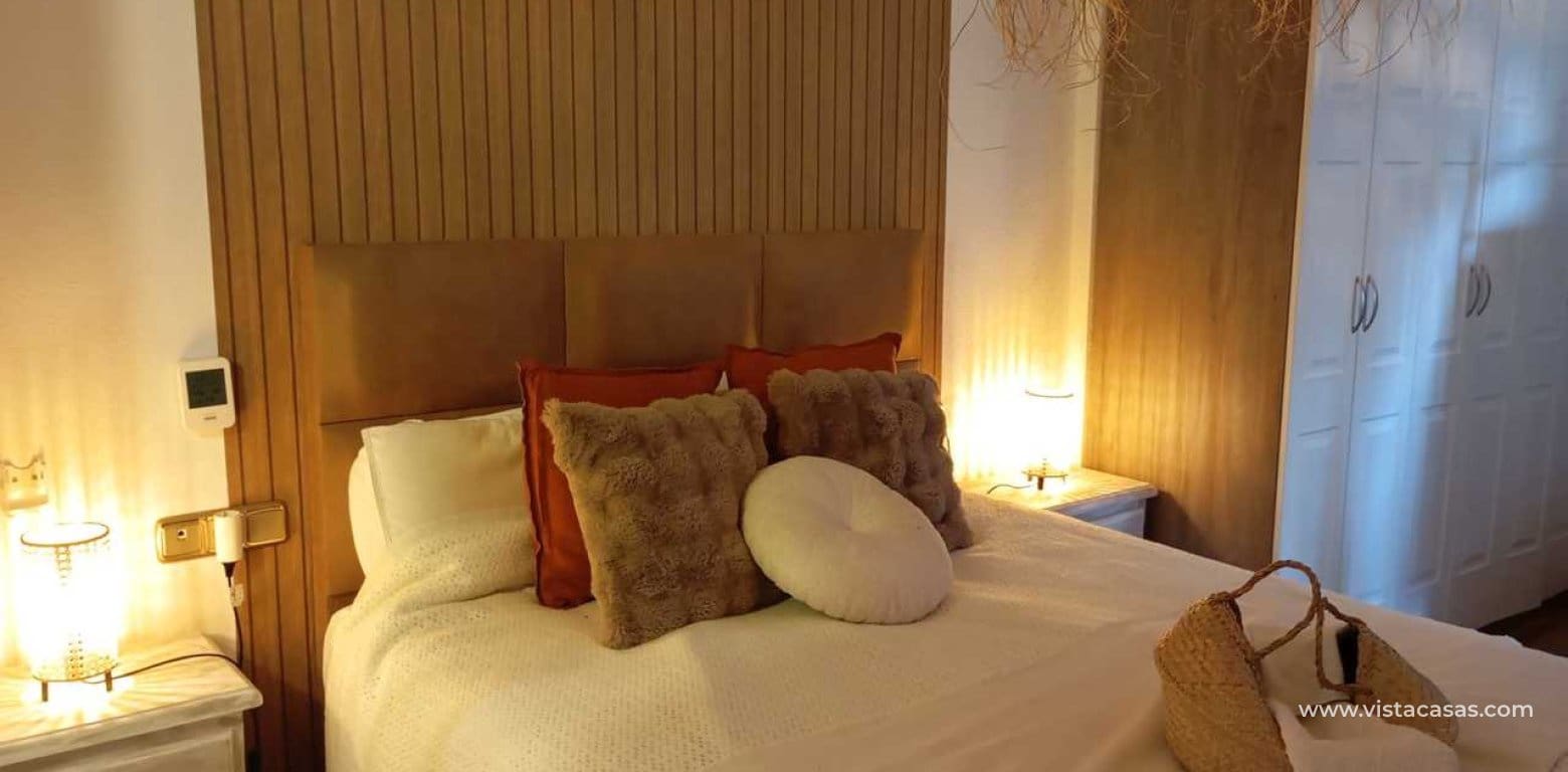 Apartamento de 2 habitaciones en Villamartin en venta - 149.995 € (Ref: 9735958)