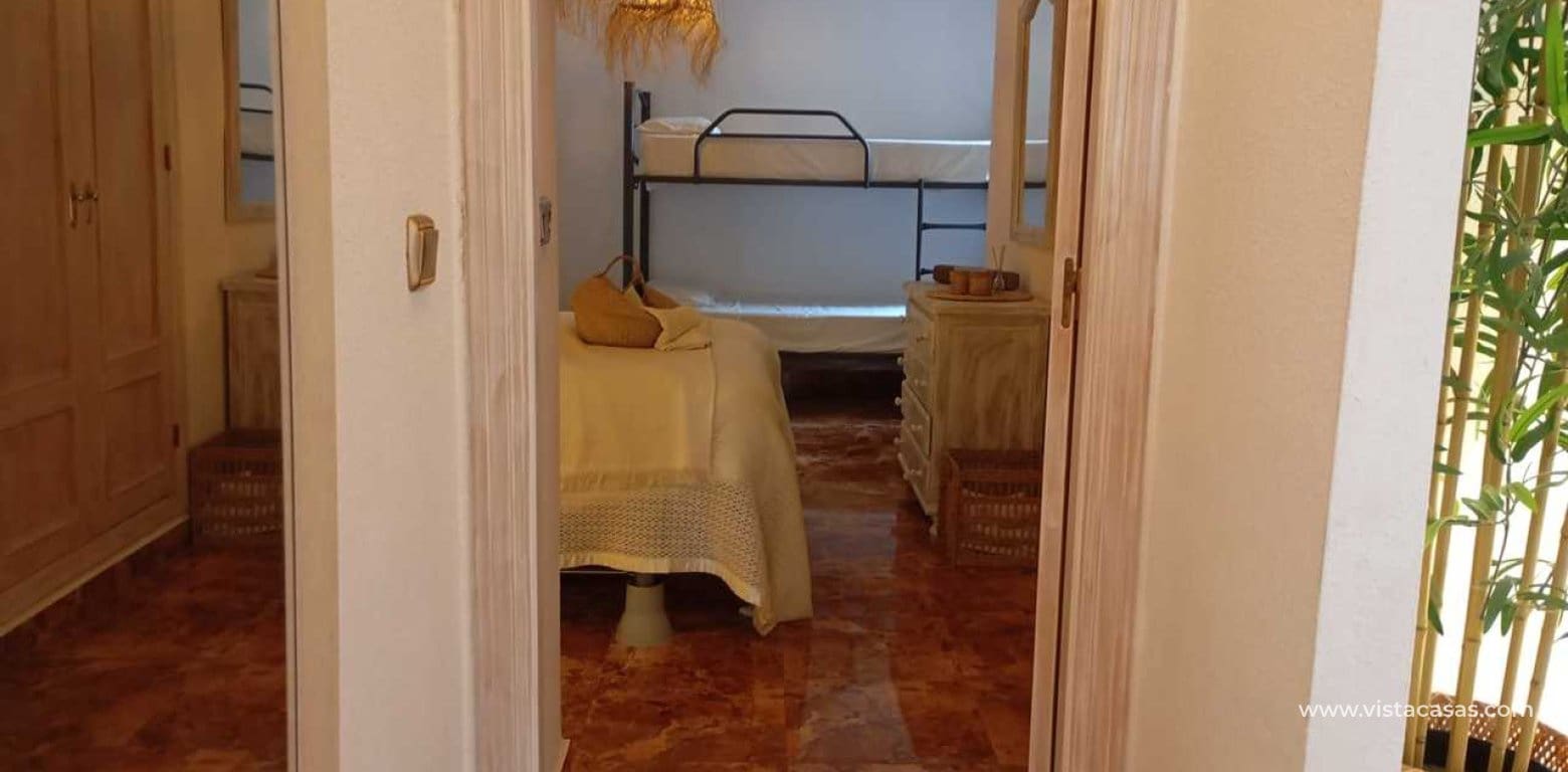 Apartamento de 2 habitaciones en Villamartin en venta - 149.995 € (Ref: 9735958)