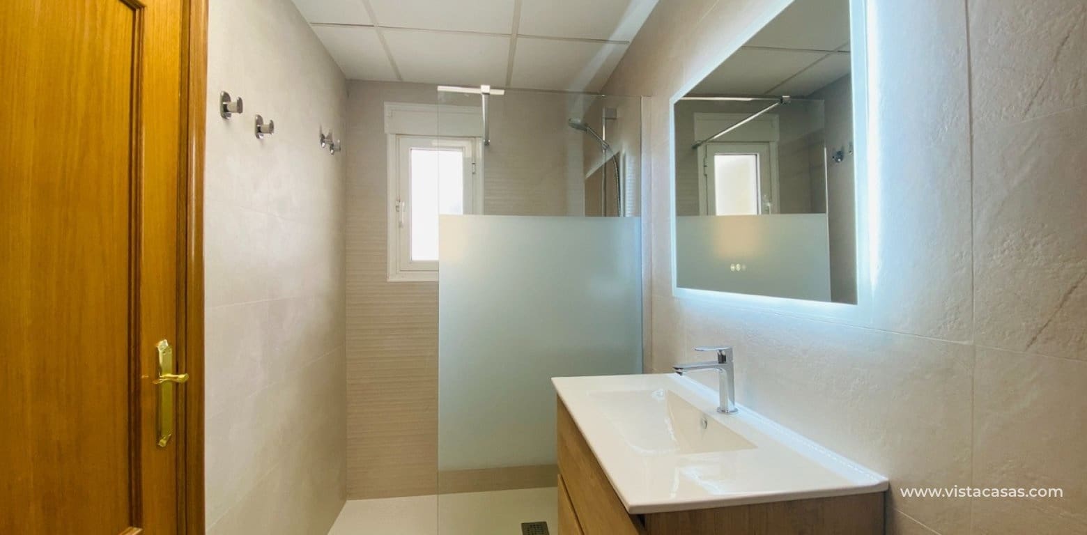 2 slaapkamer Appartement te koop in Villamartin - € 174.000 (Ref: 9735959)