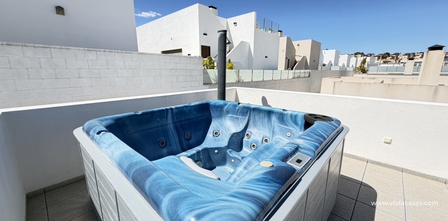 3 bedroom Villa for sale in Villamartin - € 460,000 (Ref: 9739100)