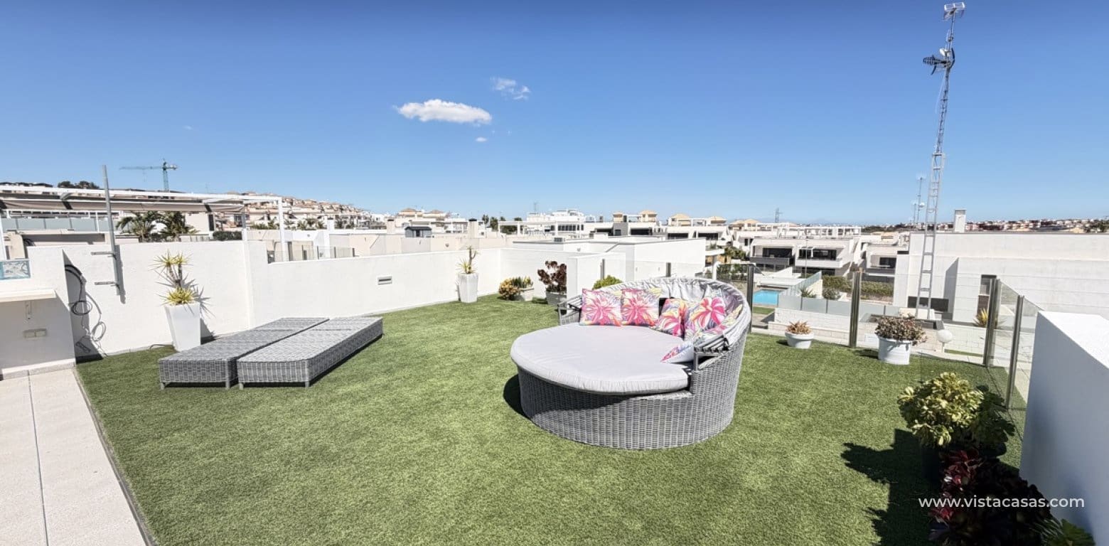 3 bedroom Villa for sale in Villamartin - € 460,000 (Ref: 9739100)