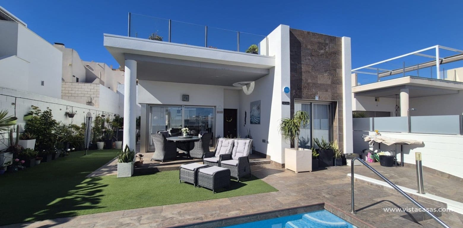 3 bedroom Villa for sale in Villamartin - € 460,000 (Ref: 9739100)