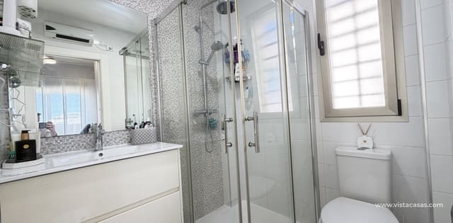 Chalet de 3 habitaciones en Villamartin, Orihuela en venta - 460.000 € (Ref: 9739100)