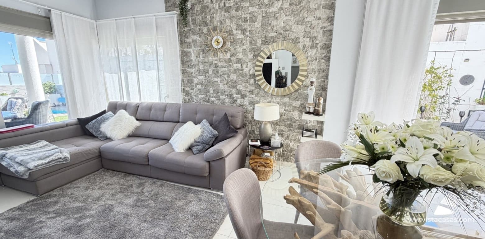 3 bedroom Villa for sale in Villamartin - € 460,000 (Ref: 9739100)