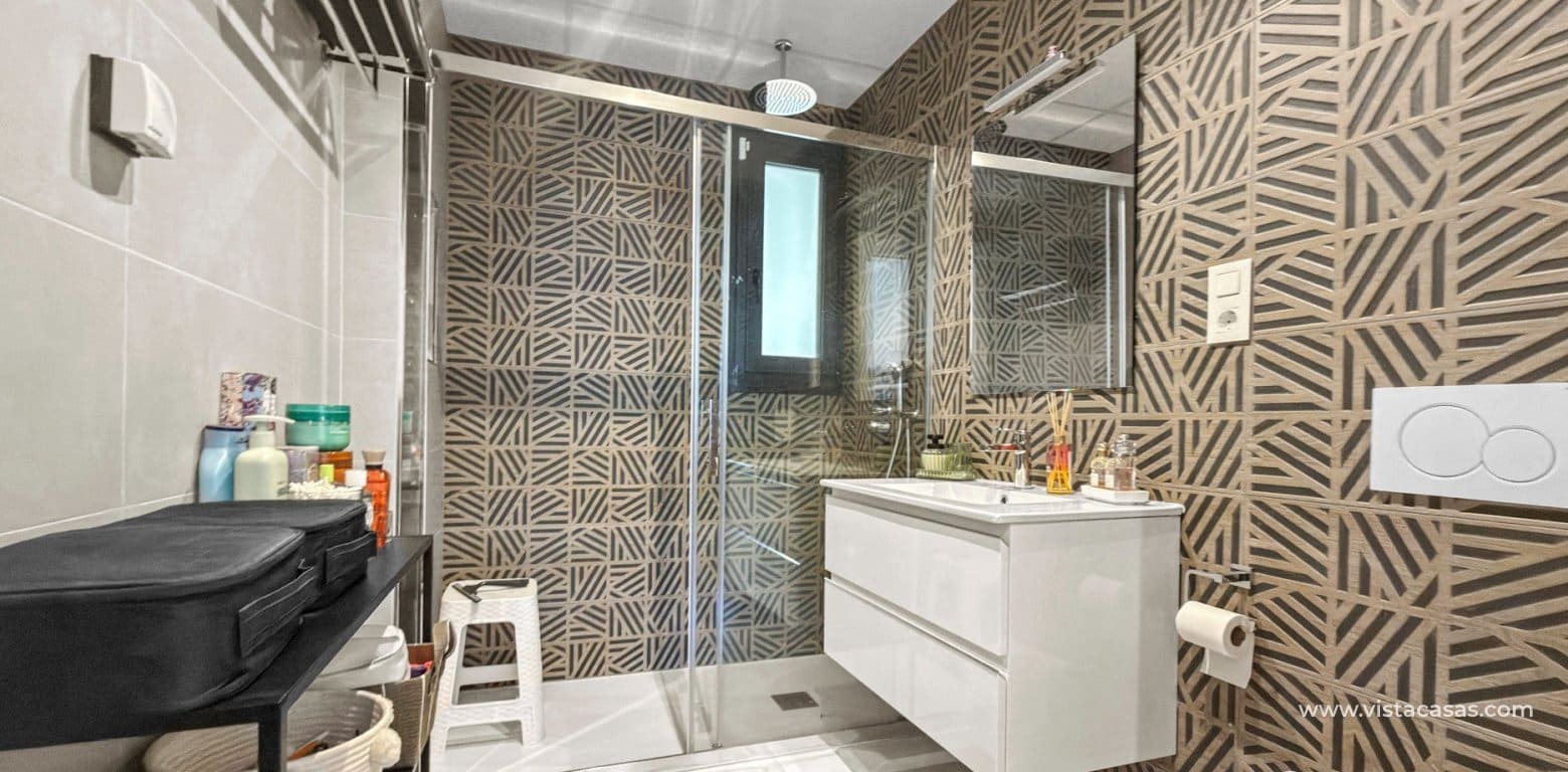 3 bedroom Apartment for sale in Playa Flamenca - € 450,000 (Ref: 9742160)