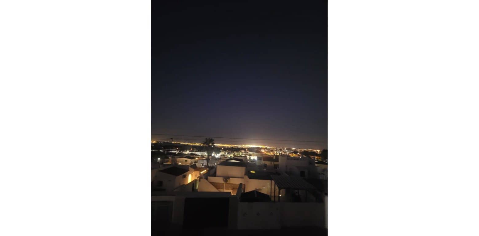 Chalet de 2 habitaciones en Villamartin en venta - 390.000 € (Ref: 9742163)