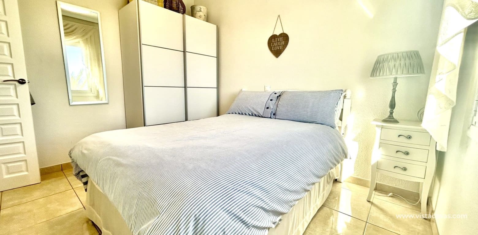 Chalet de 2 habitaciones en Villamartin en venta - 390.000 € (Ref: 9742163)