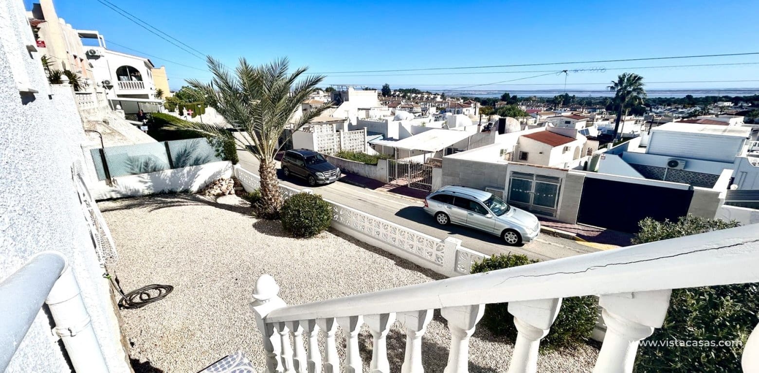 Chalet de 2 habitaciones en Villamartin en venta - 390.000 € (Ref: 9742163)