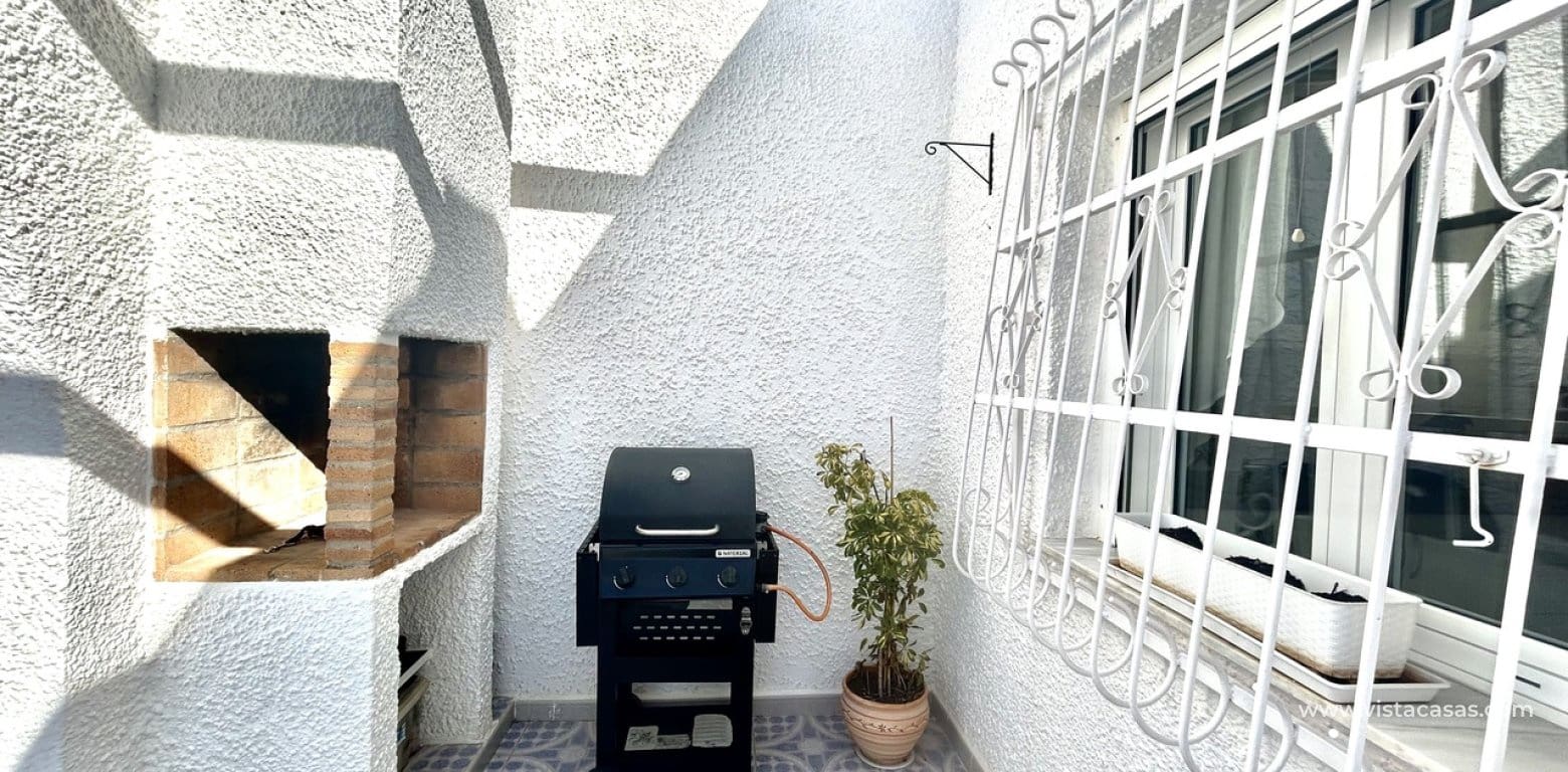 Chalet de 2 habitaciones en Villamartin en venta - 390.000 € (Ref: 9742163)