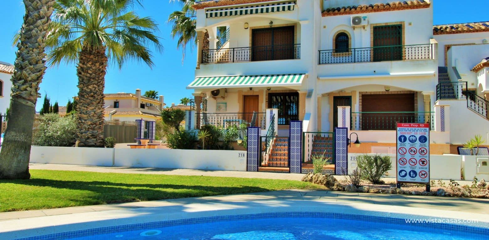 Apartamento de 2 habitaciones en Villamartin en venta con piscina - 184.950 € (Ref: 9751089)