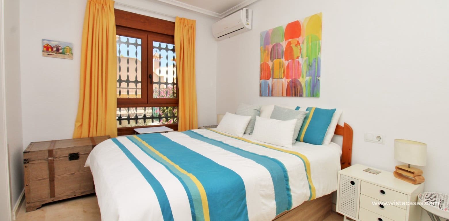 Apartamento de 2 habitaciones en Villamartin en venta con piscina - 184.950 € (Ref: 9751089)