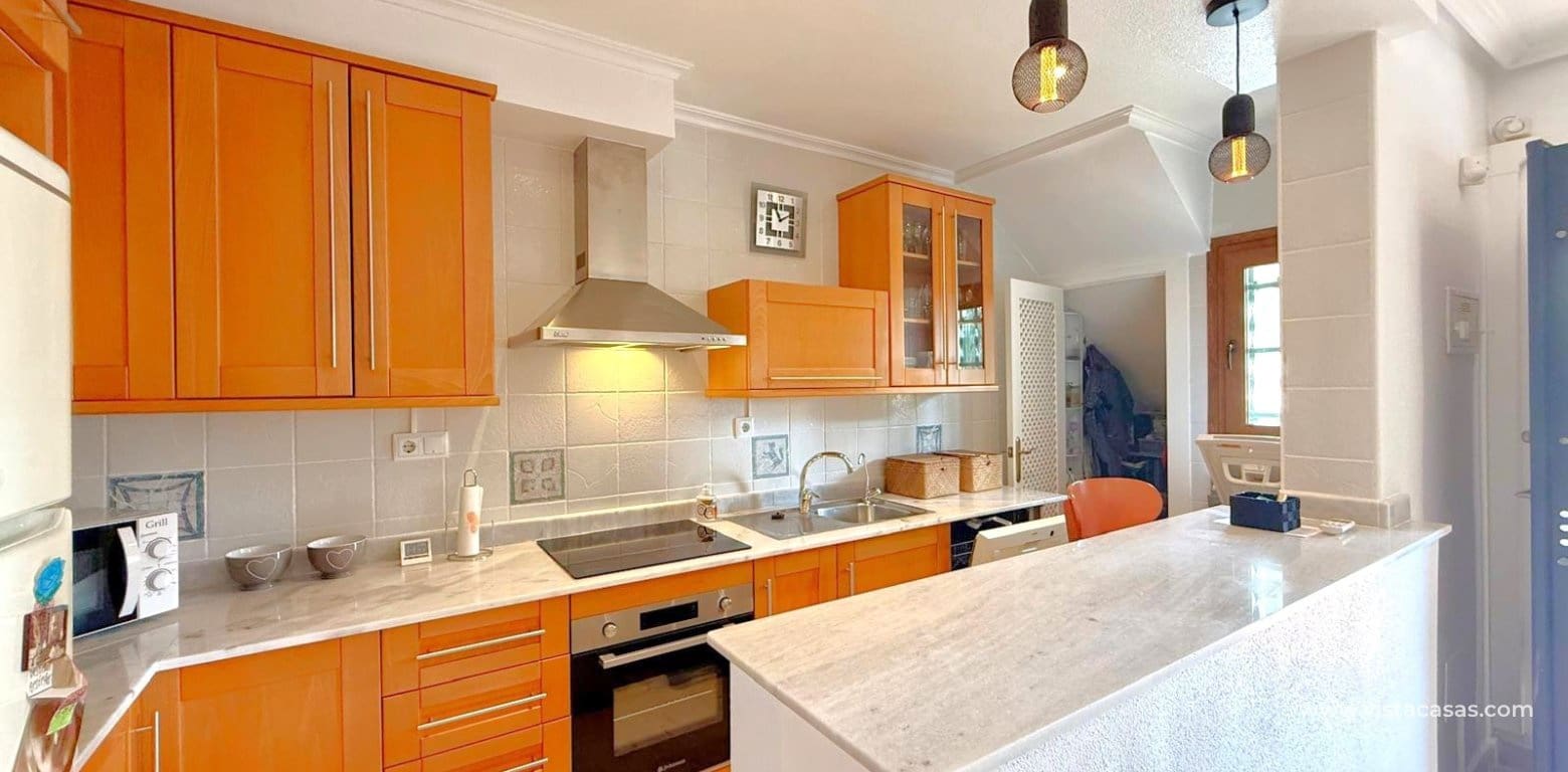 3 quarto Bungalow para venda em Villamartin - 265 000 € (Ref: 9752311)