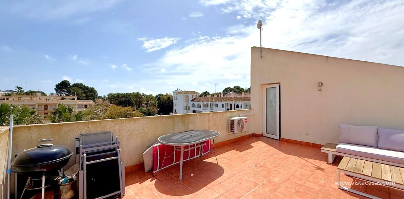 Apartamento de 2 habitaciones en Villamartin en venta - 245.000 € (Ref: 9752312)
