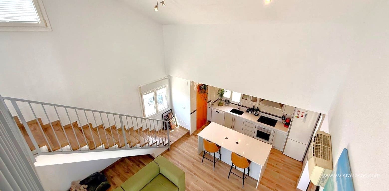 Apartamento de 2 habitaciones en Villamartin en venta - 245.000 € (Ref: 9752312)