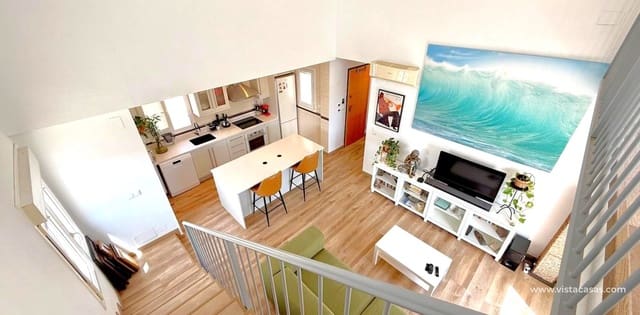 Apartamento de 2 habitaciones en Villamartin, Orihuela en venta - 245.000 € (Ref: 9752312)