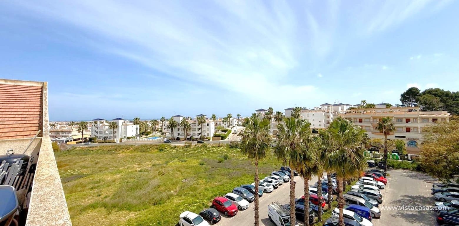 Apartamento de 2 habitaciones en Villamartin en venta - 245.000 € (Ref: 9752312)