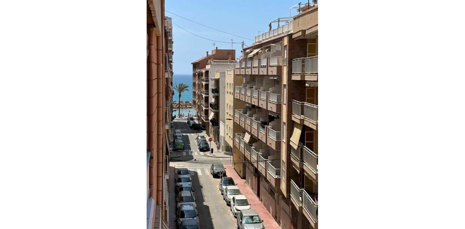 2 chambre Appartement à vendre à Torrevieja - 280 000 € (Ref: 9752313)