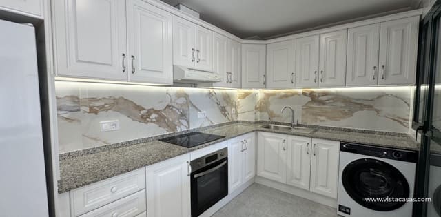 2 chambre Appartement à vendre à Villamartin, Orihuela - 249 000 € (Ref: 9756322)