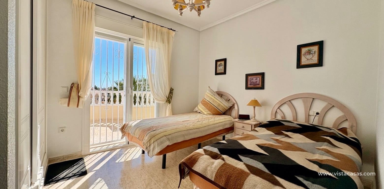 2 makuuhuone Omakotitalo myytävänä paikassa Ciudad Quesada - 185 000 € (Ref: 9764766)