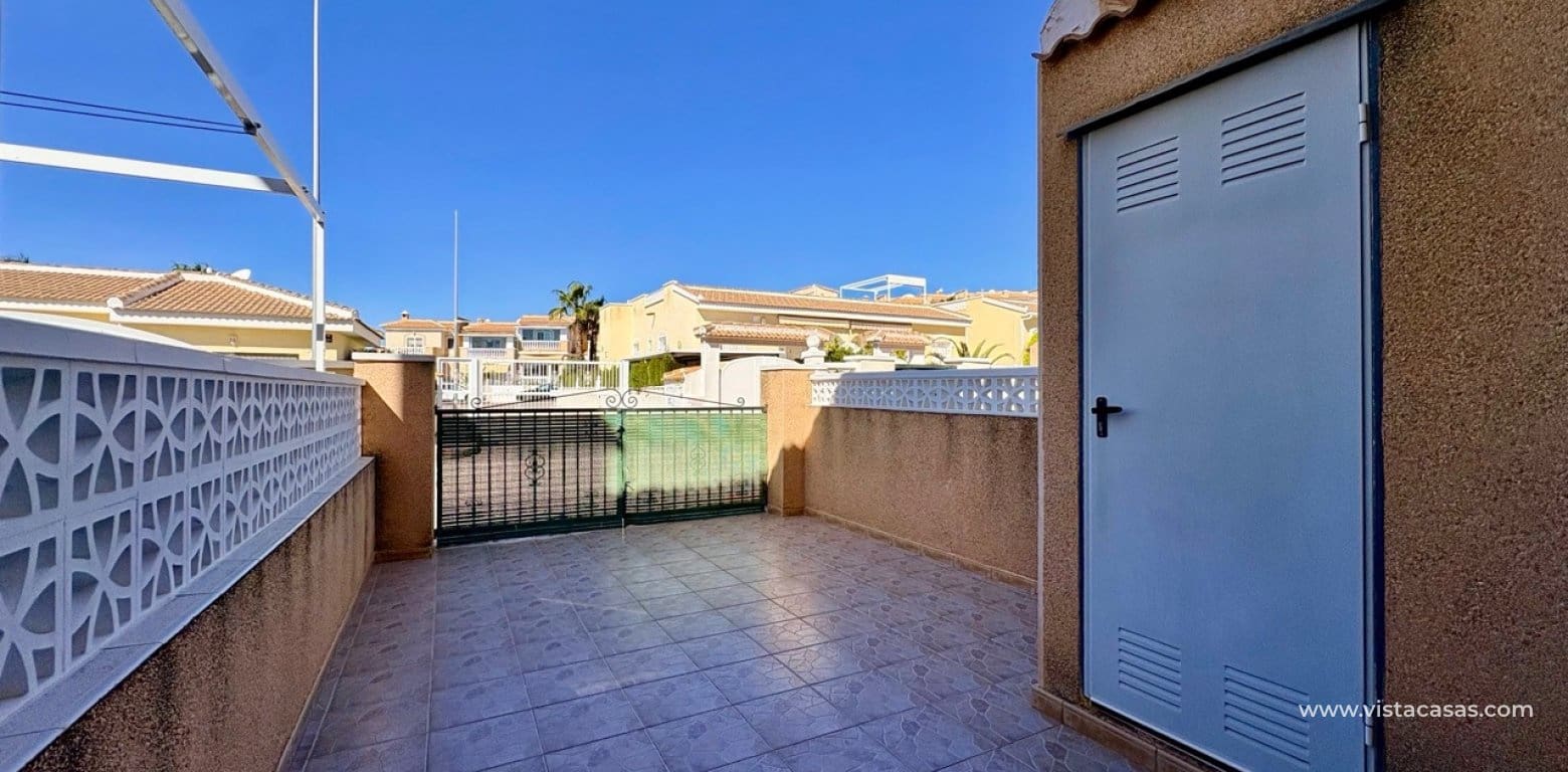 2 makuuhuone Omakotitalo myytävänä paikassa Ciudad Quesada - 185 000 € (Ref: 9764766)