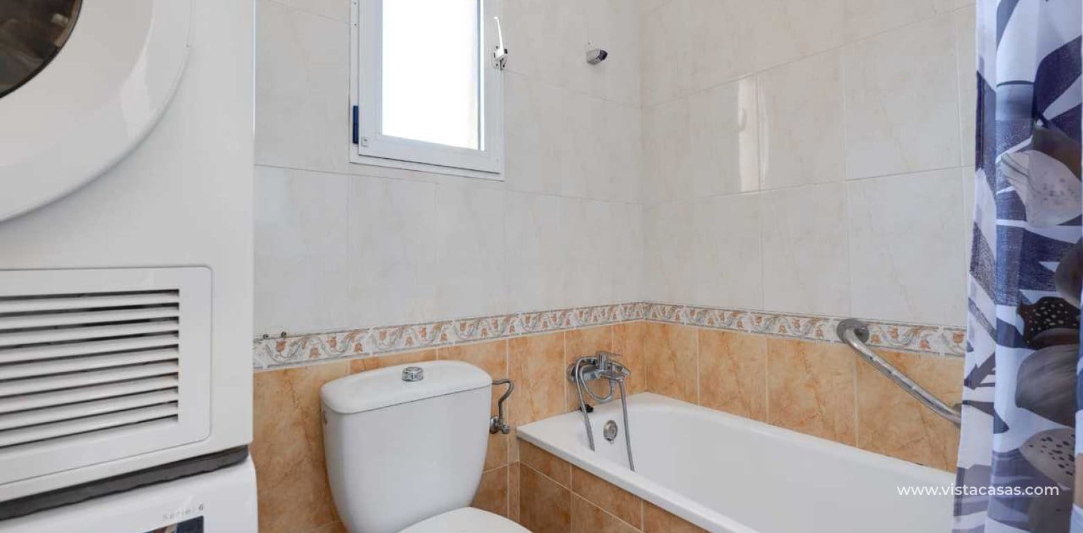 Casa de 3 habitaciones en Torrevieja en venta - 249.900 € (Ref: 9764770)