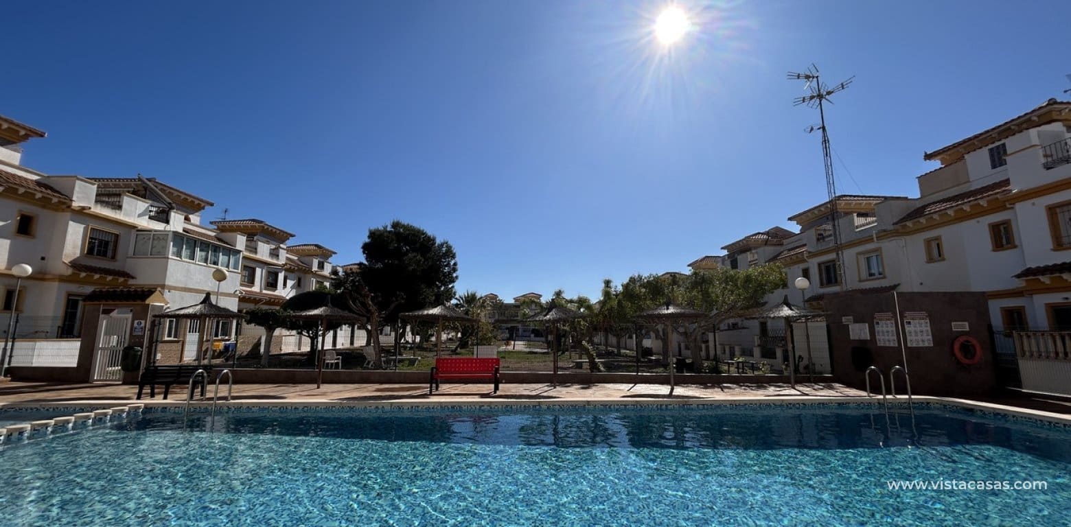 Casa de 3 habitaciones en Torrevieja en venta - 249.900 € (Ref: 9764770)