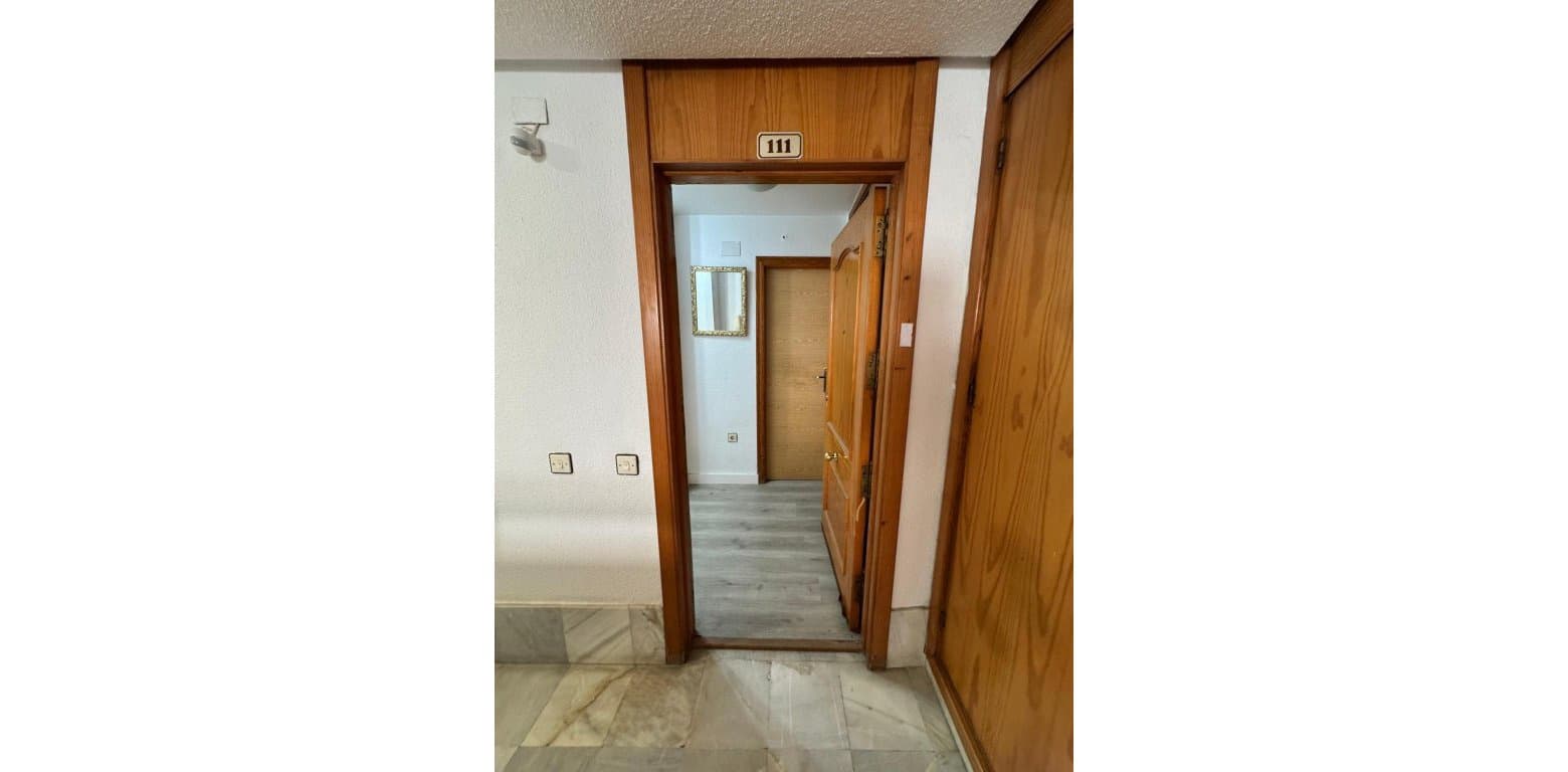 Appartement à vendre à Torrevieja - 99 500 € (Ref: 9764771)