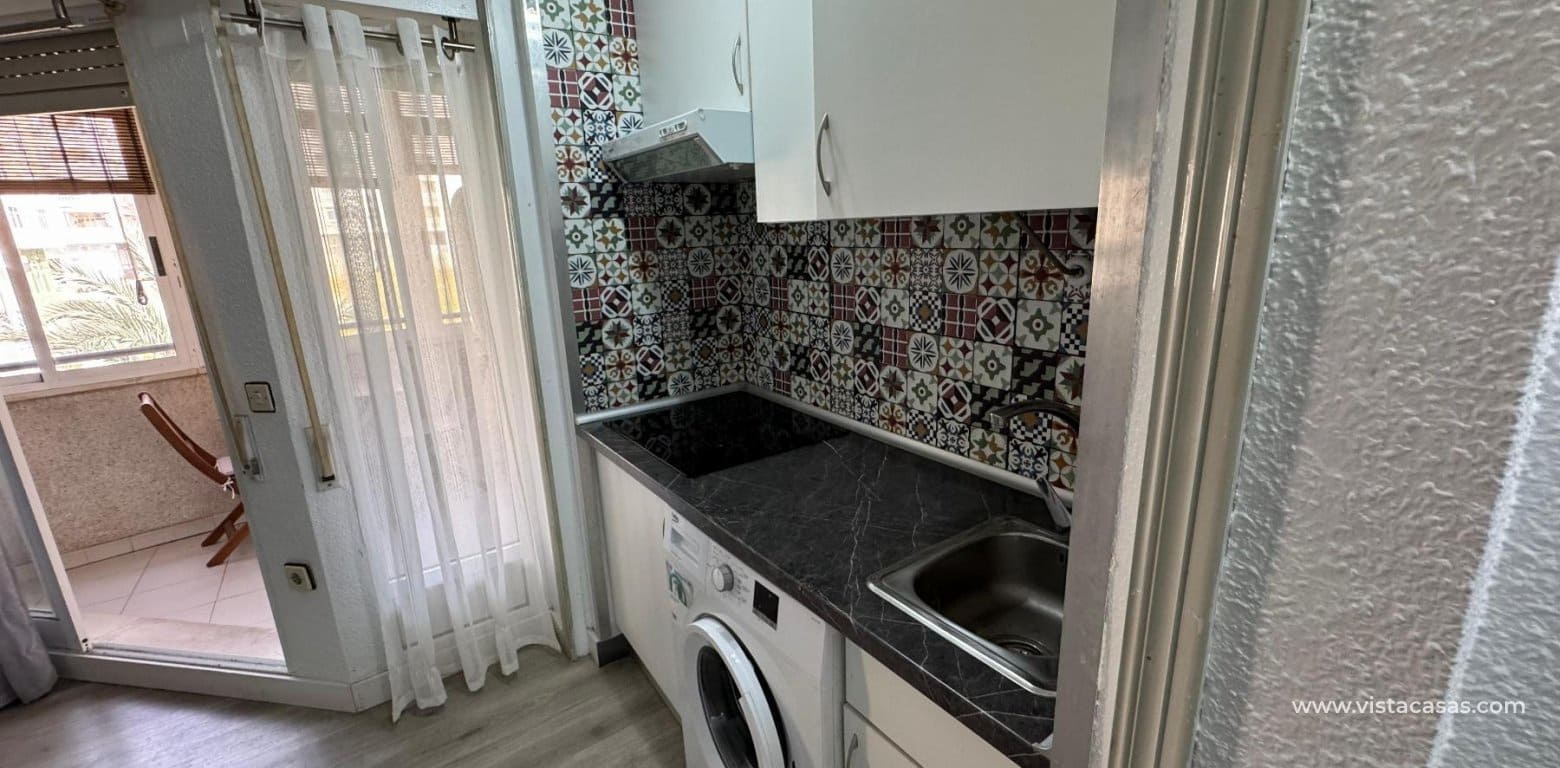 Appartement à vendre à Torrevieja - 99 500 € (Ref: 9764771)