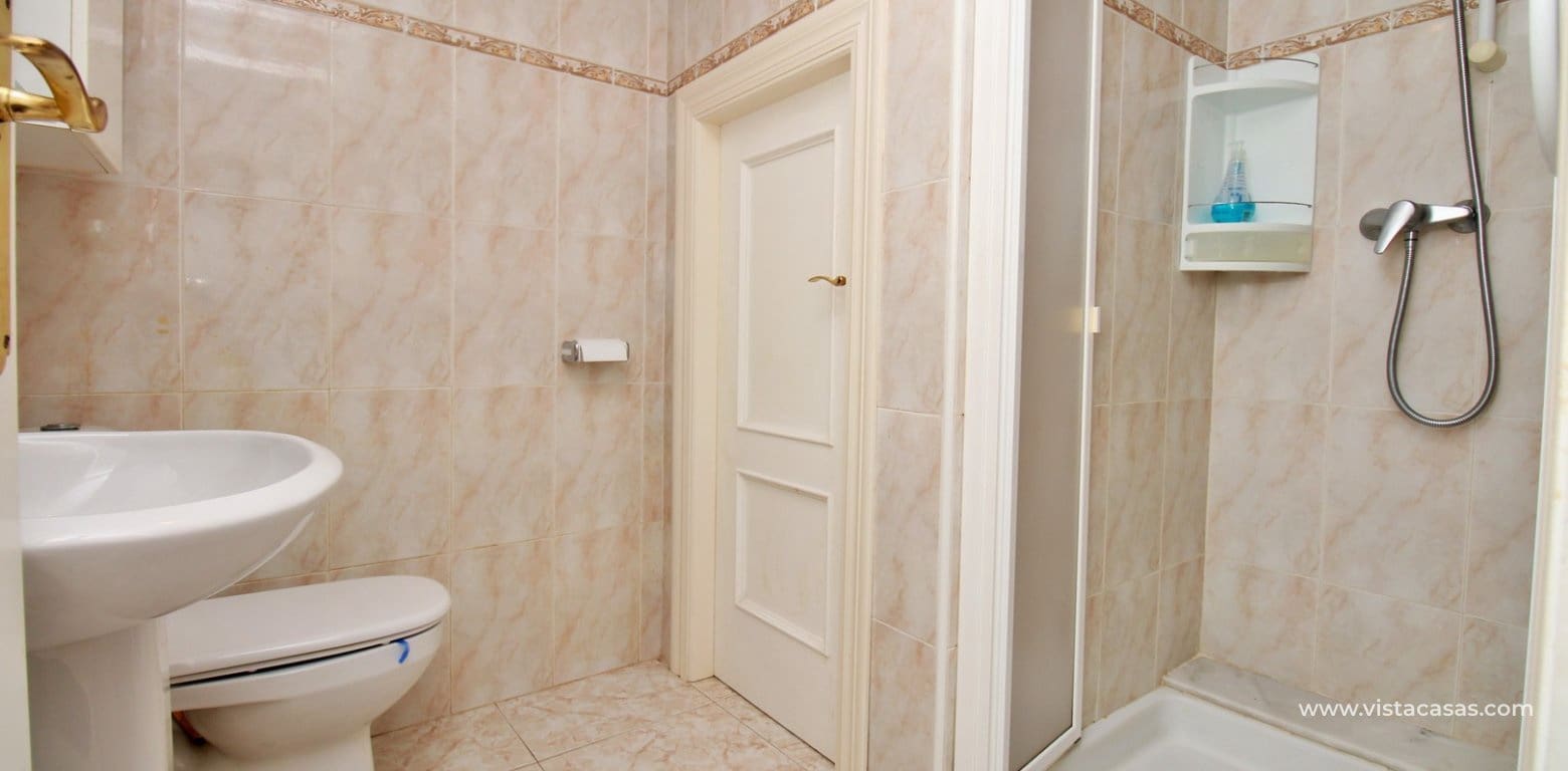 Casa de 3 habitaciones en Playa Flamenca en venta con piscina - 249.950 € (Ref: 9770200)