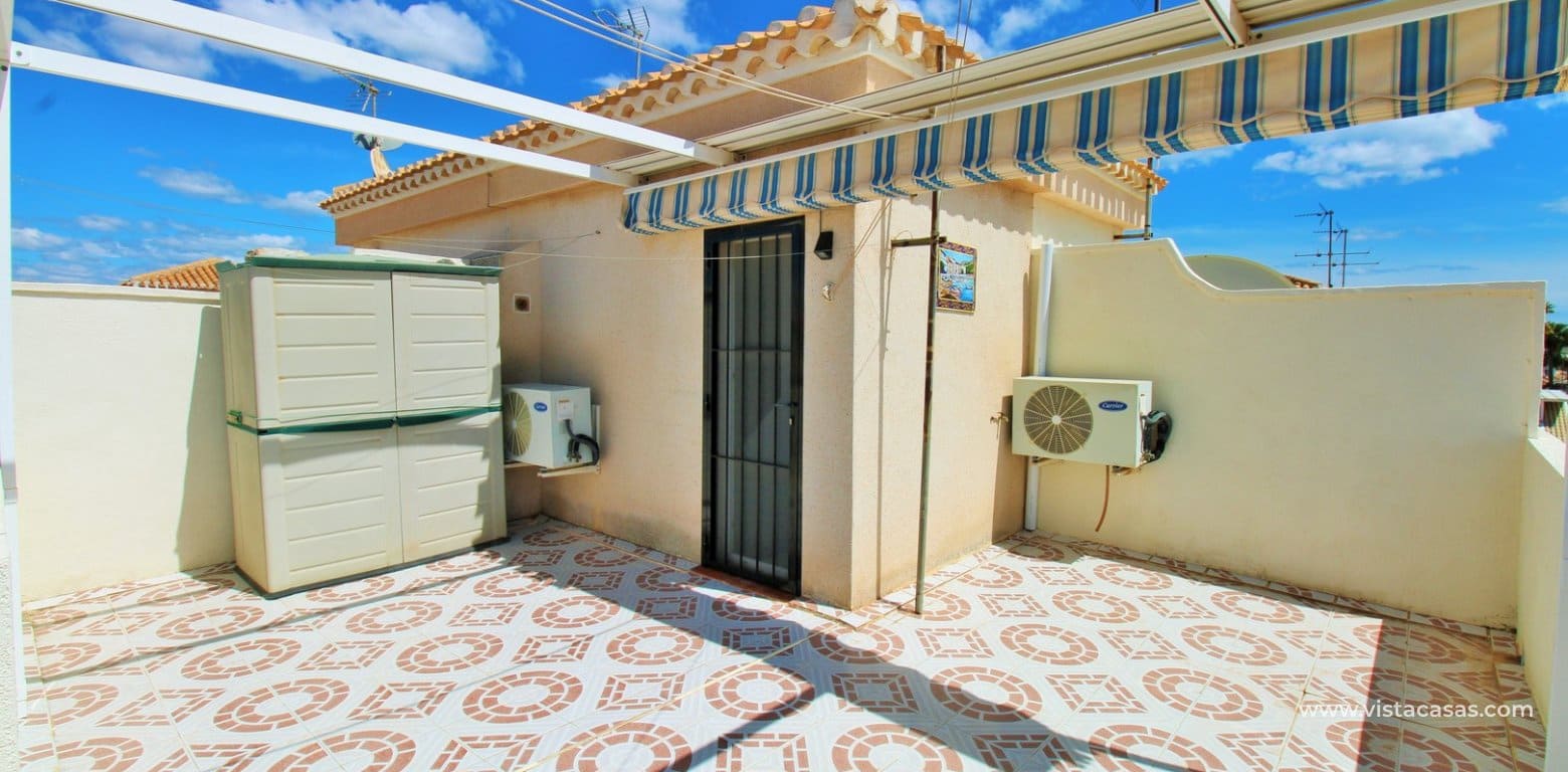 Casa de 3 habitaciones en Playa Flamenca en venta con piscina - 249.950 € (Ref: 9770200)