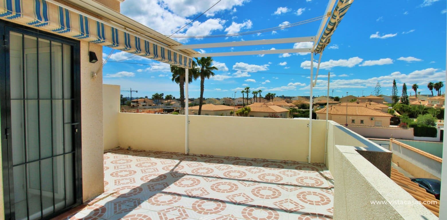 Casa de 3 habitaciones en Playa Flamenca en venta con piscina - 249.950 € (Ref: 9770200)