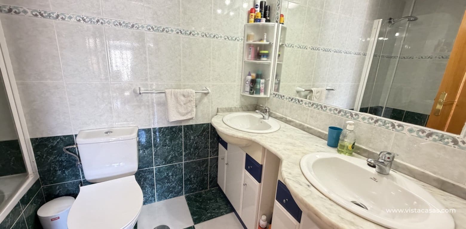 2 bedroom Apartment for sale in La Zenia - € 199,999 (Ref: 9770884)